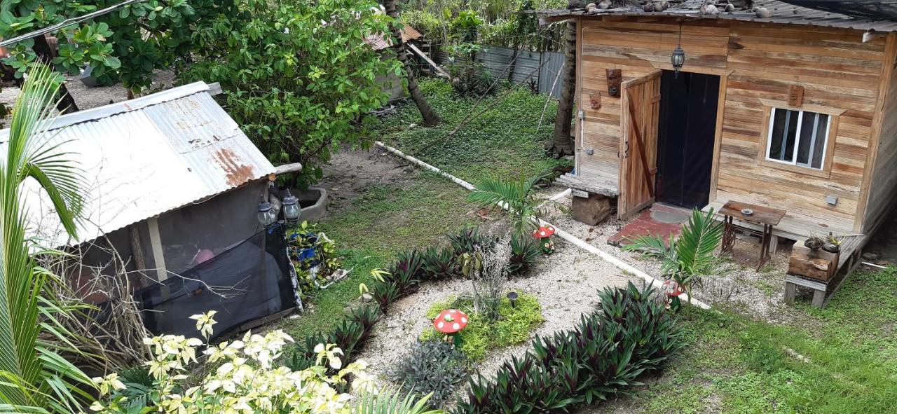 Hostel Casa Ricky'S Orange Walk Exterior foto